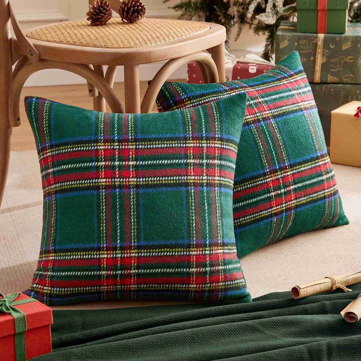 Christmas Plaid Decorative Throw Pillow Covers Green 18x18-inch