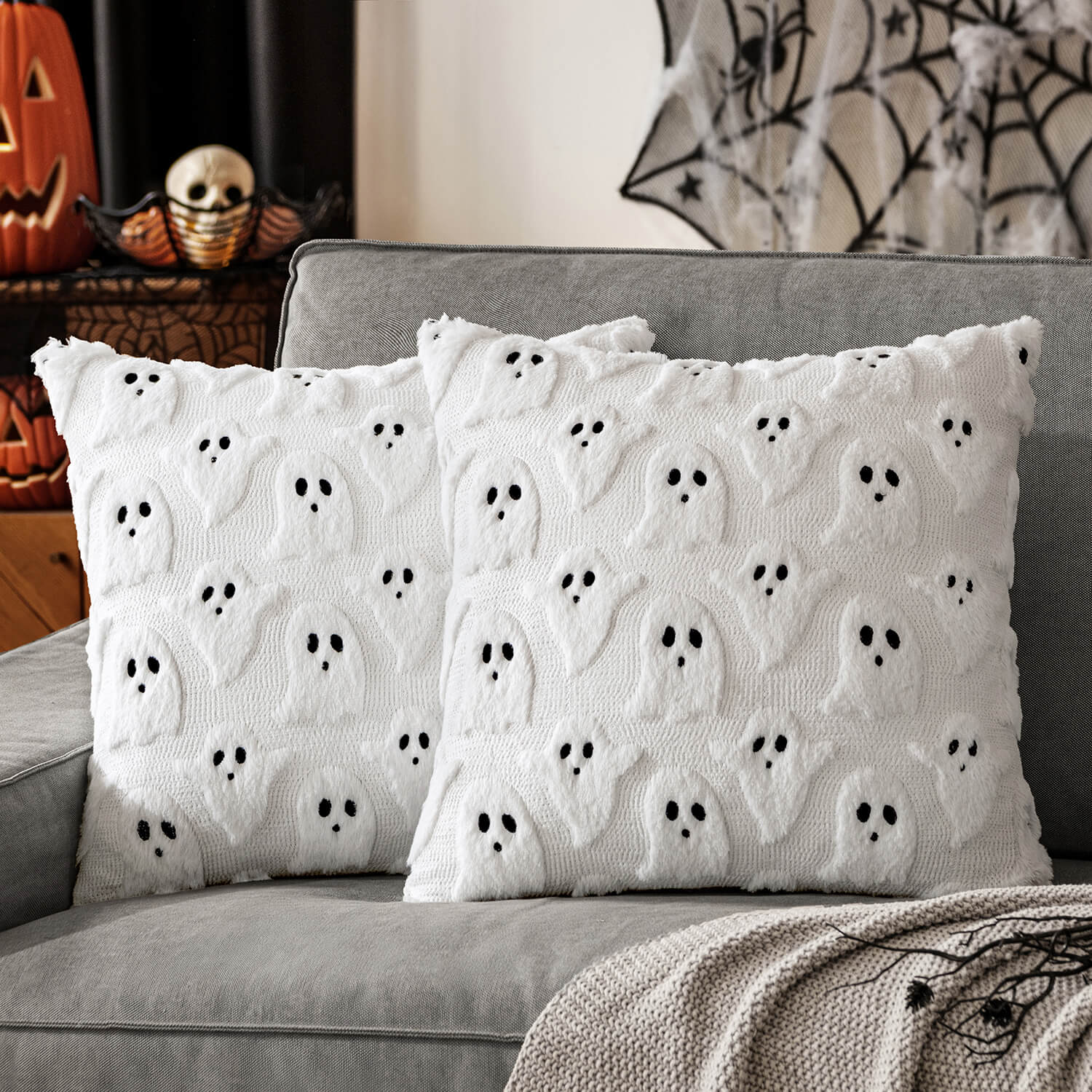 MIULEE Halloween Pillow Covers Ghost Spooky Throw Pillows Set of 2 Soft Plush Faux Fur Decorative Cushion Covers for Couch Sofa Bed Living Room Halloween Decor 20x20 inch White