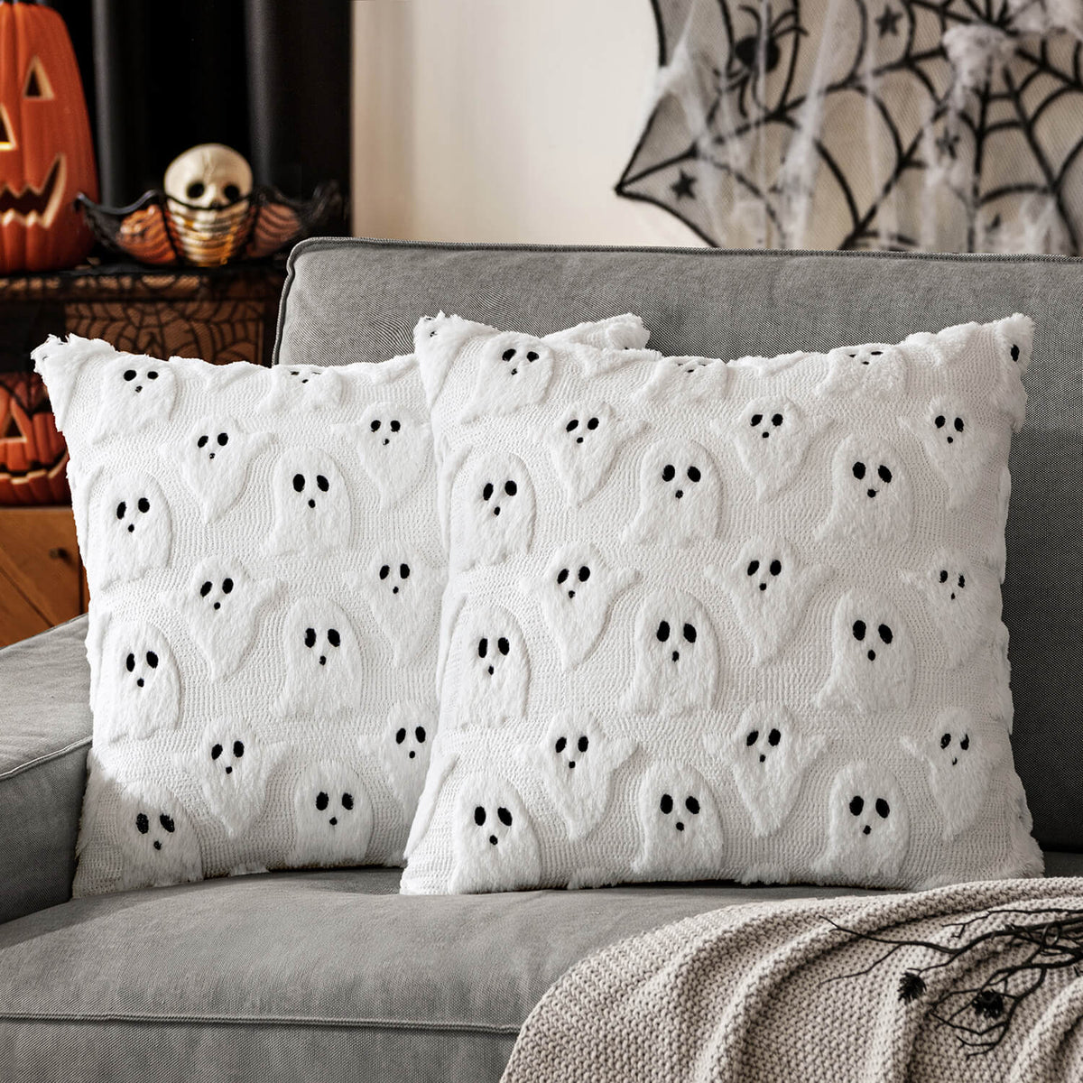 MIULEE Halloween Pillow Covers Ghost Spooky Throw Pillows Set of 2 Soft Plush Faux Fur Decorative Cushion Covers for Couch Sofa Bed Living Room Halloween Decor 20x20 inch White