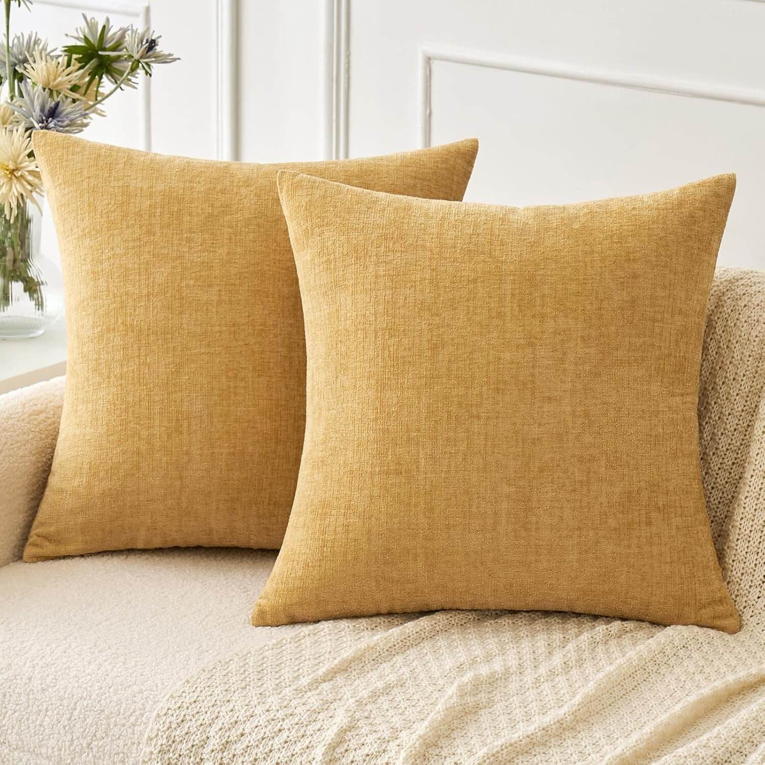 MIULEE Throw Pillow Covers Soft Chenille Couch Pillow Covers (Pack of 4)