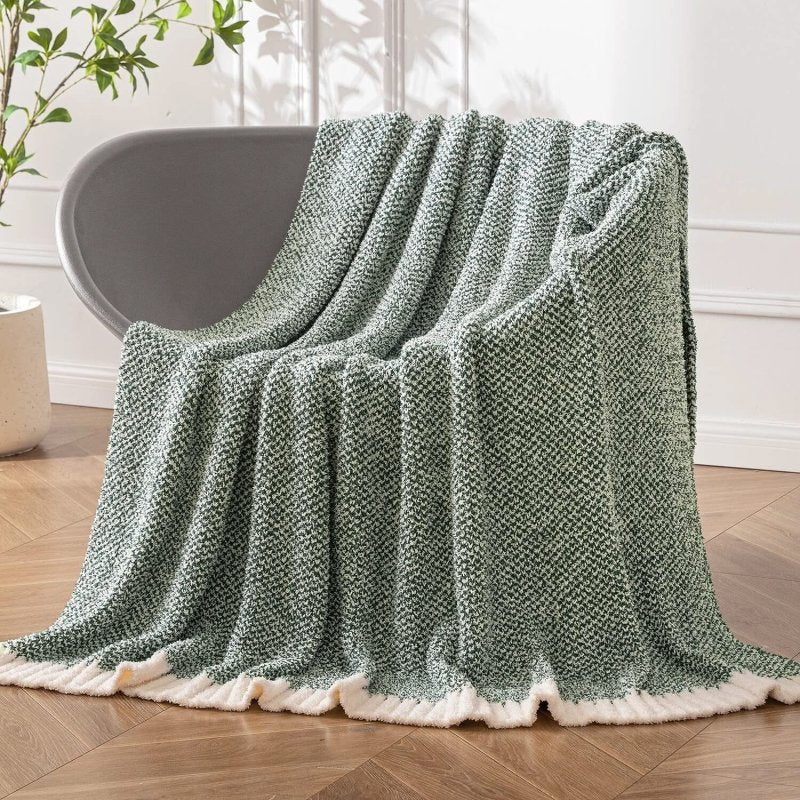 MIULEE Christmas Green Super Soft Throw Blanket for Couch, Cozy Fluffy Warm Blankets Lightweight Knit Throw Blankets for Sofa, Bed, Chair, Living Room, Camping, Picnic, 50 x 70 inch - Miulee