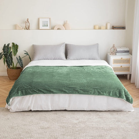 MIULEE Sherpa Blanket - 50 X 60 Inch Fleece Blankets and Throws - Lightweight Warm Soft Stripe Flannel Blanket Perfect for Bed 1 Pack - Miulee